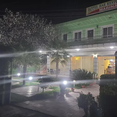 Bar Restorant Marina מלון